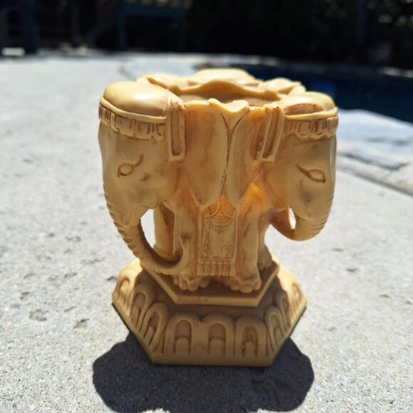 Interesting Vintage African Carved Stone Three Headed Elephant Candle Holder - Picture 4 of 8